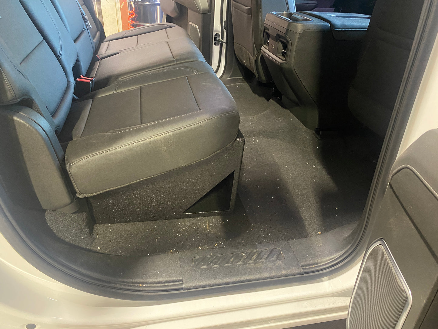 Chevrolet Silverado GMC Sierra Crew Cab (4-Full doors) 2019 - 2024 (Dual 10" Ported FRONTFIRE)